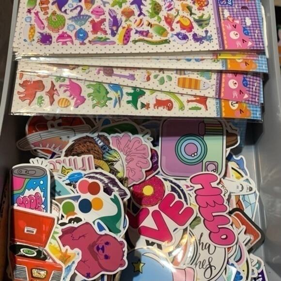 Mystery Stationary Fun Kit and Metal Storage Box - Picture 4 of 9